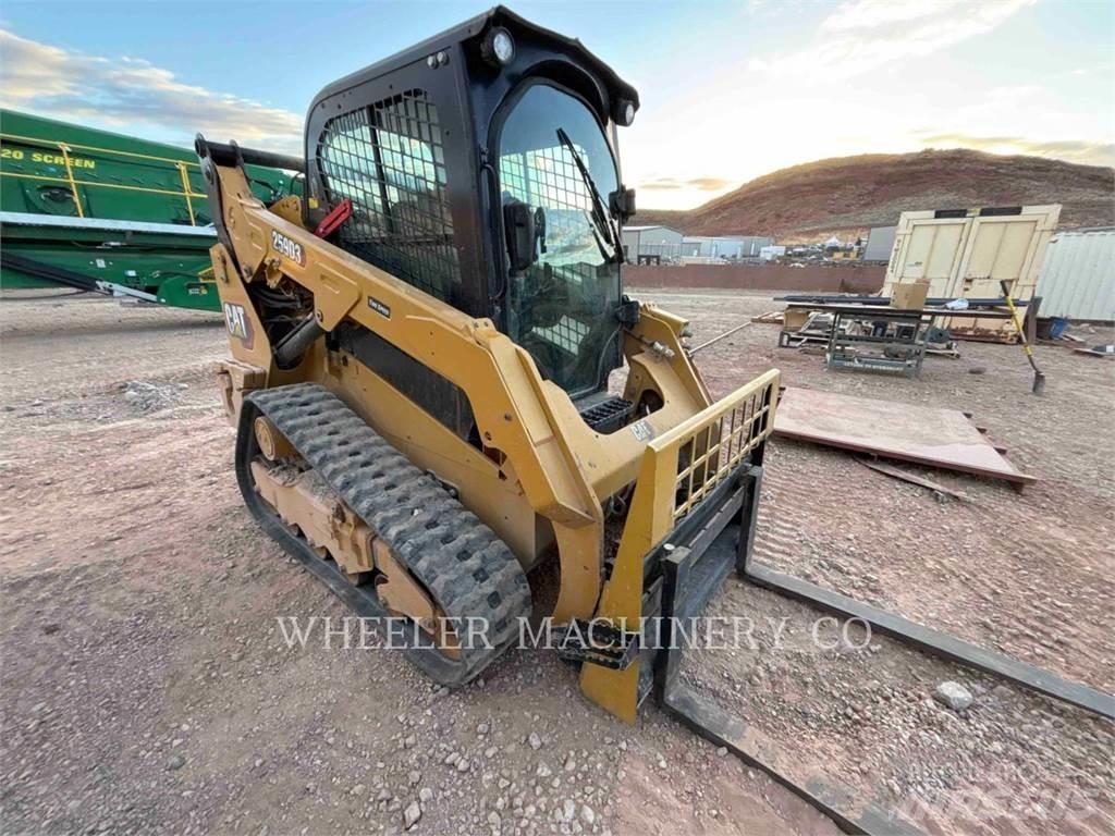 CAT 259D3 C3H2 Crawler Loaders