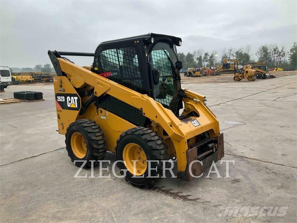 CAT 262D Skid Steer Loaders