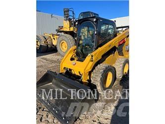 CAT 262D 3 Skid Steer Loaders