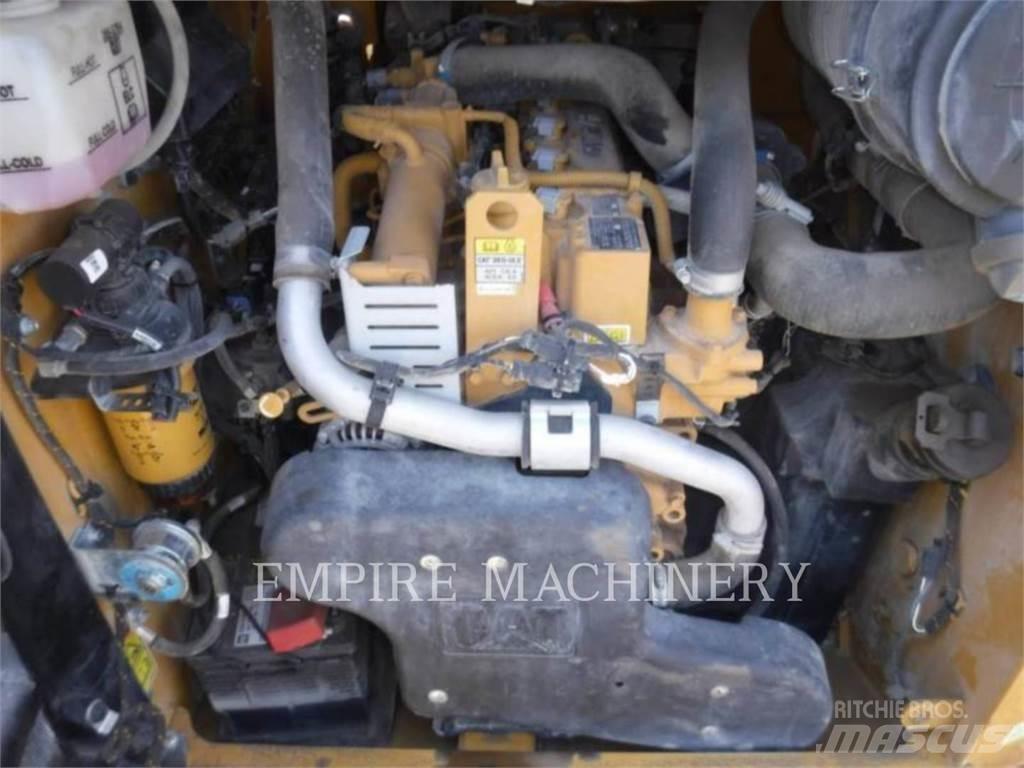 CAT 262D3 Skid Steer Loaders