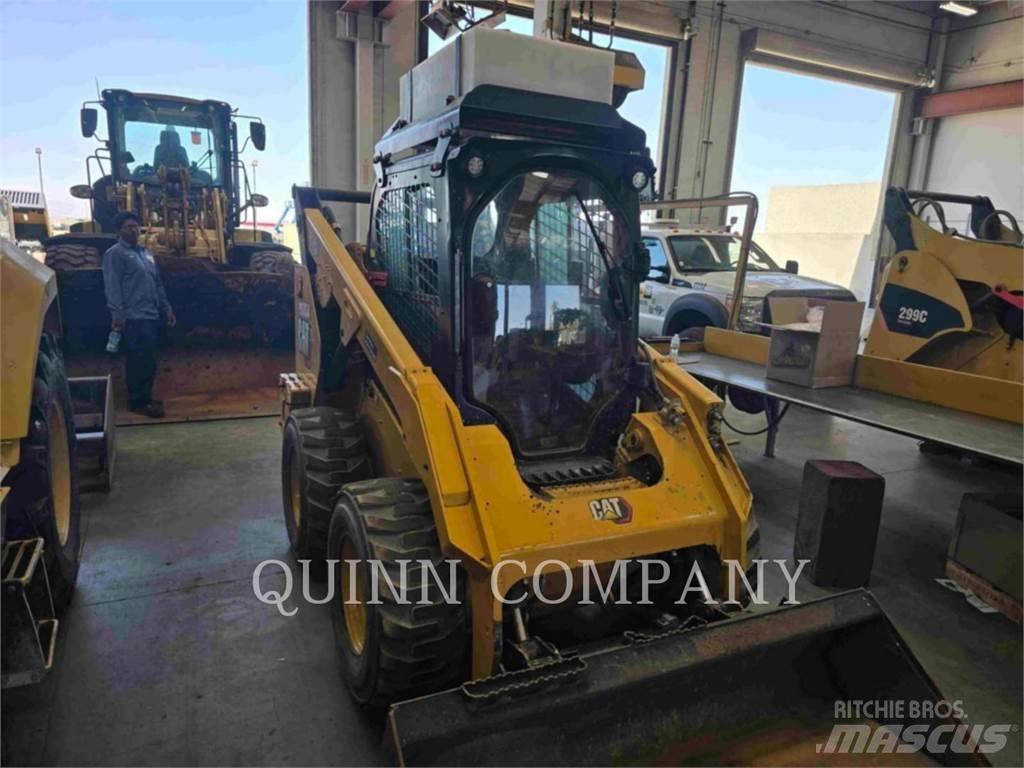 CAT 262D3 Skid steer loaders