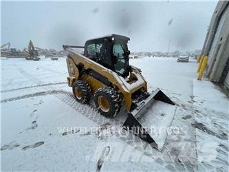 CAT 262D3 C3H2 Skid Steer Loaders