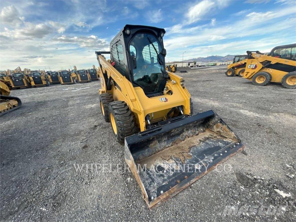 CAT 262D3 C3H2 Skid Steer Loaders