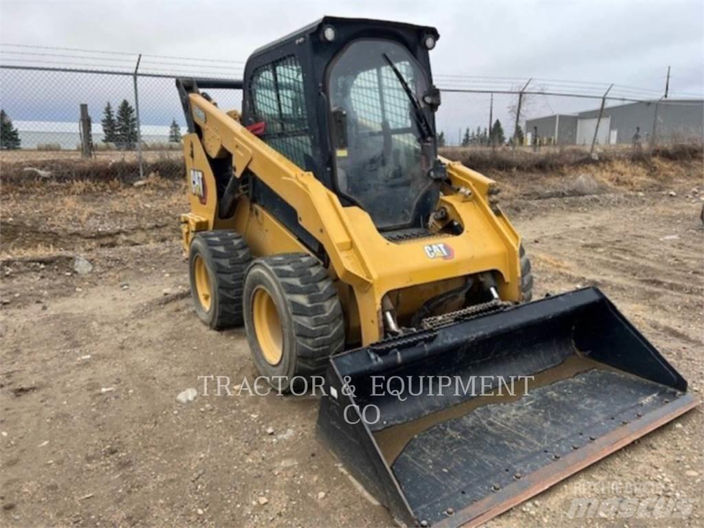 CAT 262D3 H2CB Skid Steer Loaders