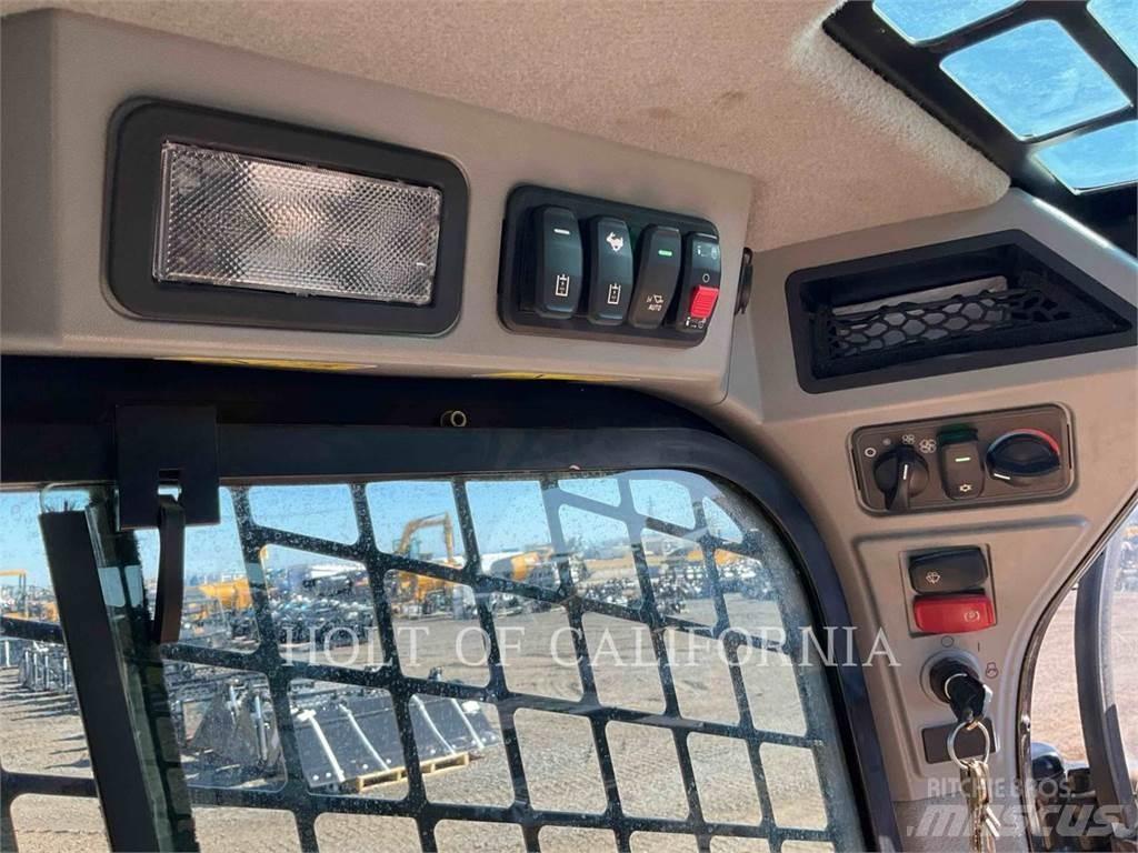 CAT 272D3XE Skid Steer Loaders
