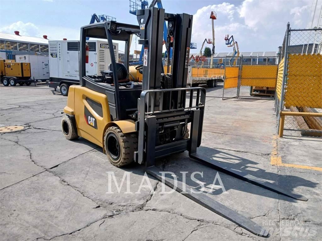 CAT 2EP11000 Electric Forklifts