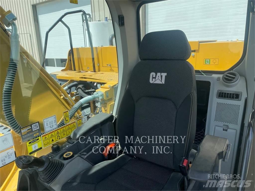 CAT 320 Crawler Excavators