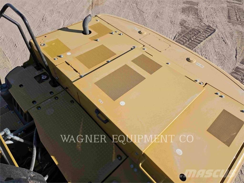 CAT 320 Crawler Excavators