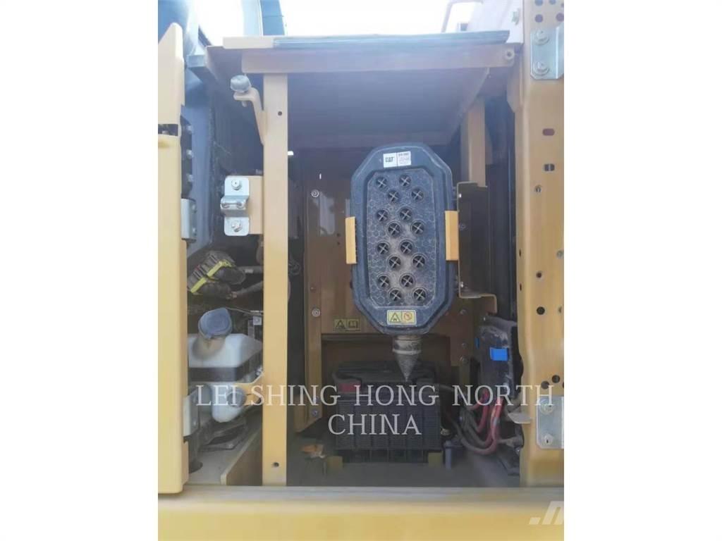 CAT 320-07 Crawler Excavators