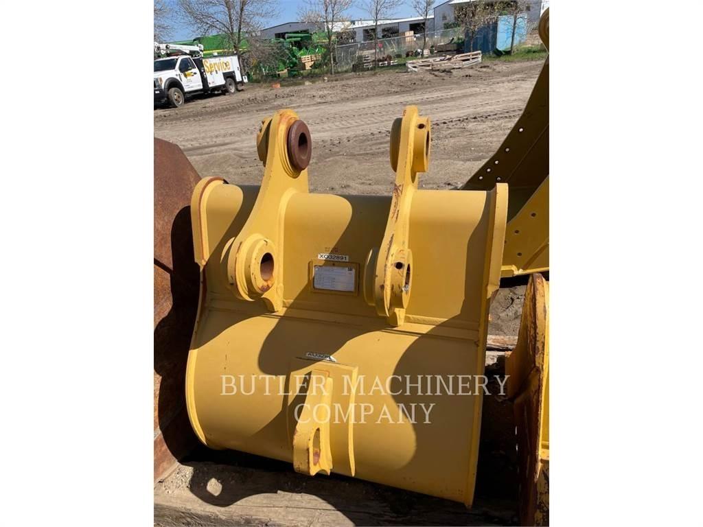 CAT 320 BUCKET Buckets
