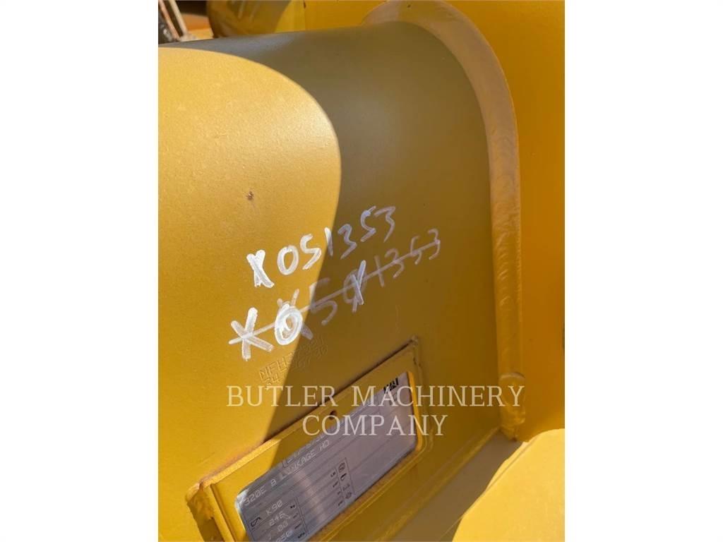 CAT 320 BUCKET Buckets