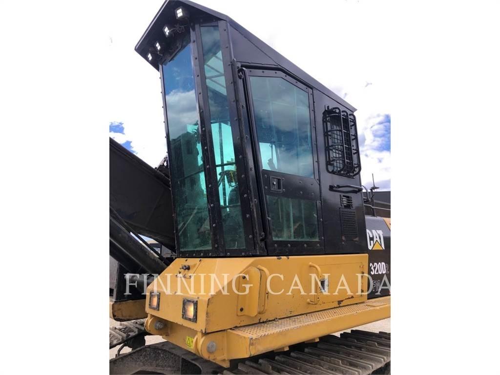 CAT 320D2 FM Forestry Excavators