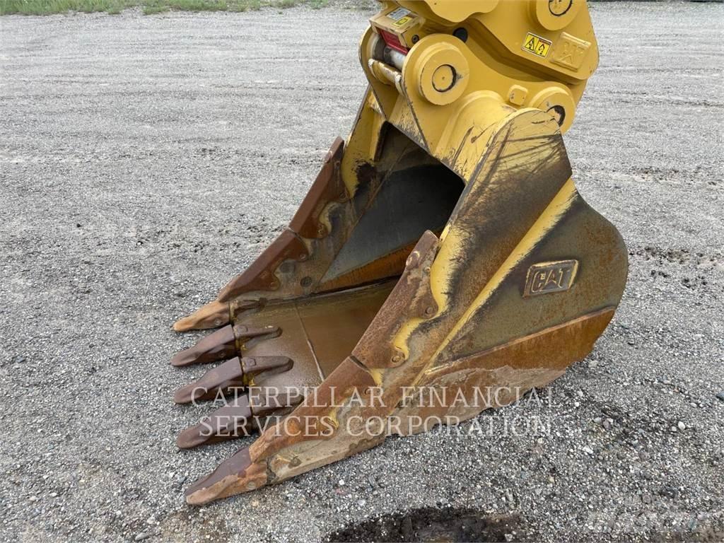 CAT 323 Crawler Excavators