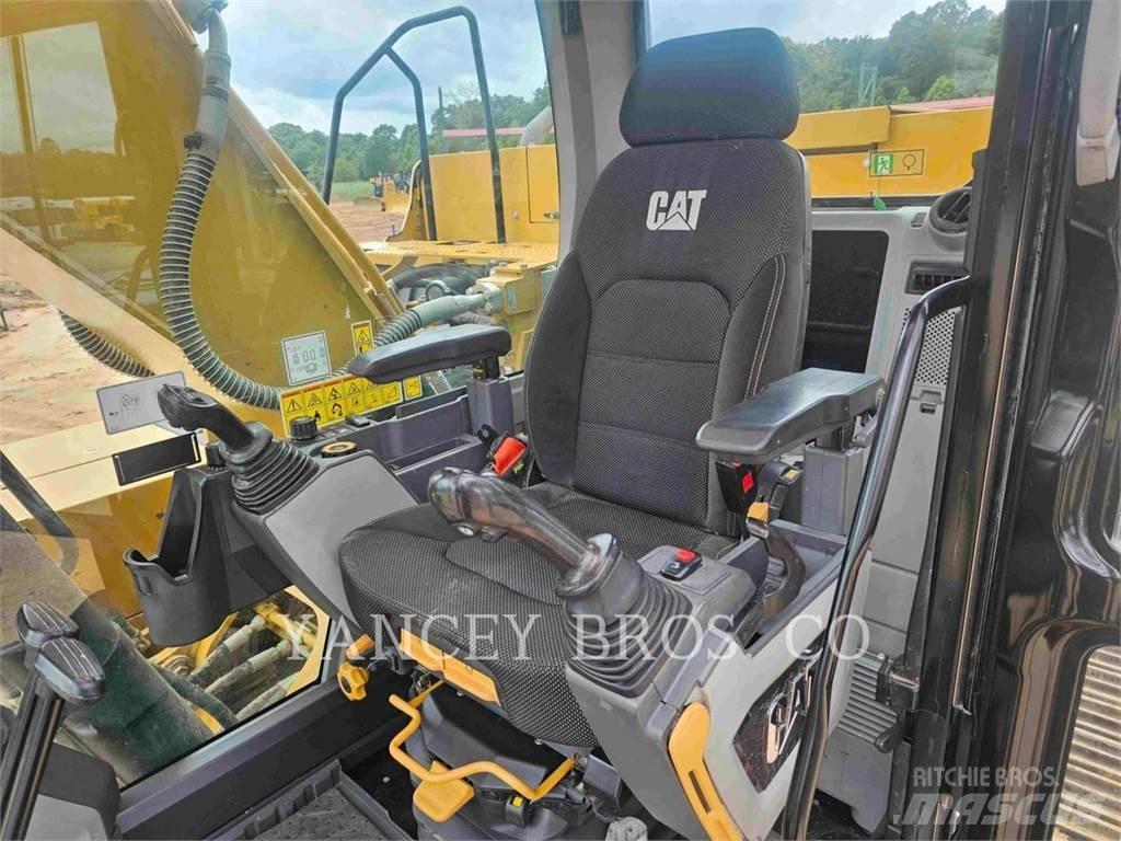 CAT 32307 Crawler Excavators