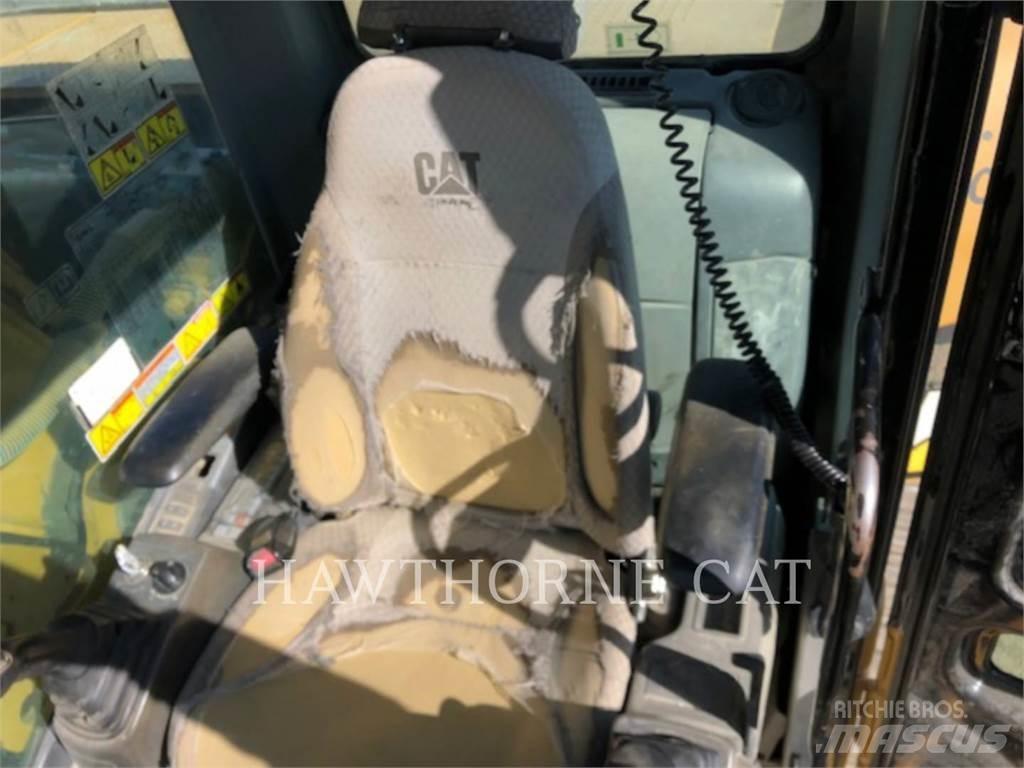 CAT 324D L Crawler Excavators