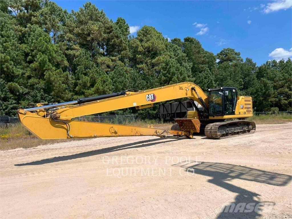 CAT 32607 Crawler Excavators