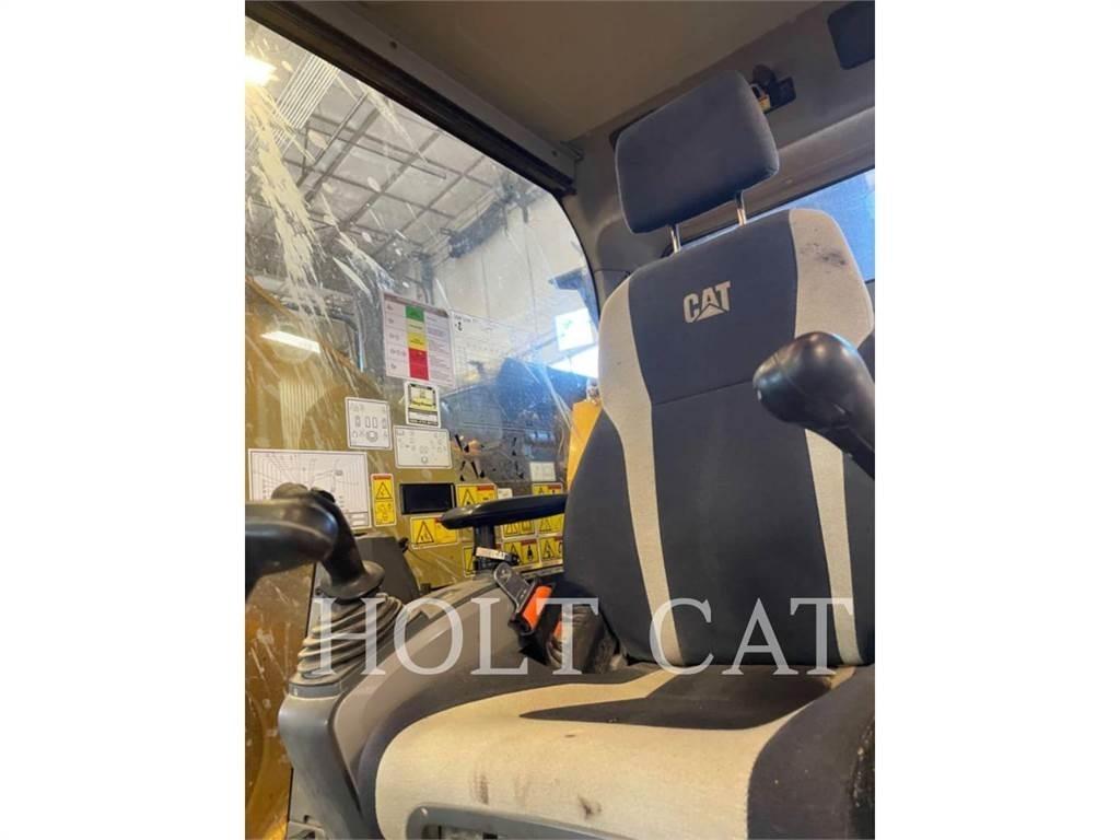 CAT 335FL CR Crawler excavators