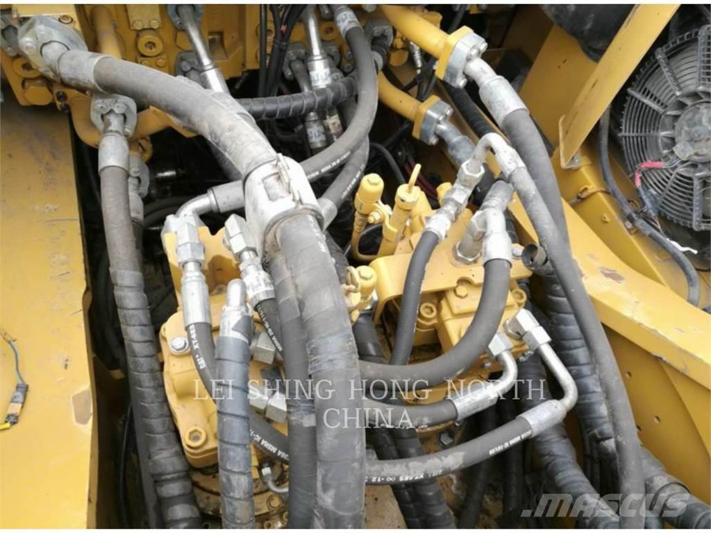CAT 349D2 Crawler Excavators