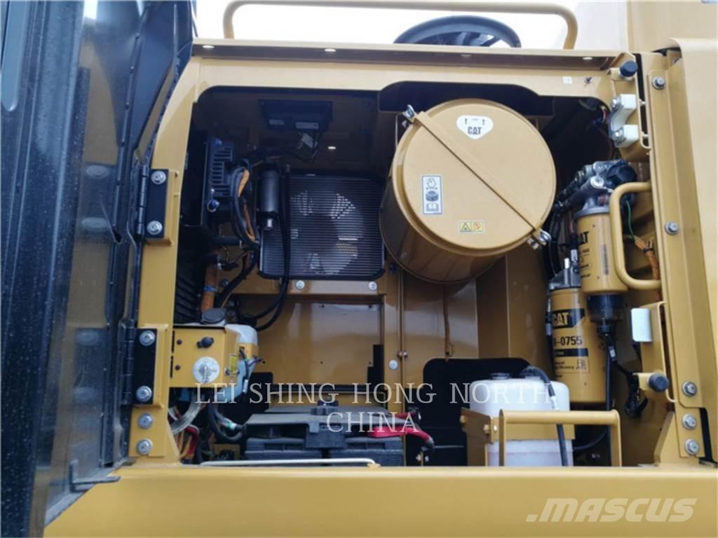 CAT 349D2 Crawler Excavators