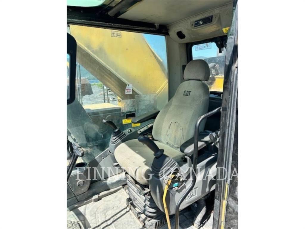 CAT 365C Crawler Excavators