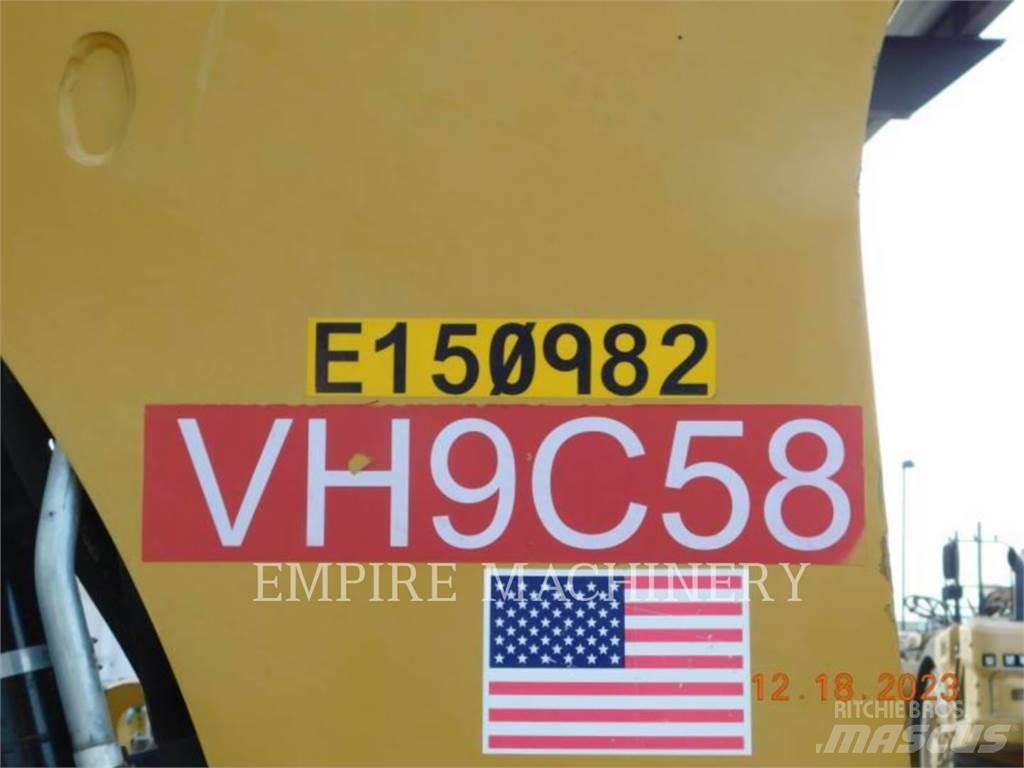 CAT 415F2 4EOP Backhoe Loaders