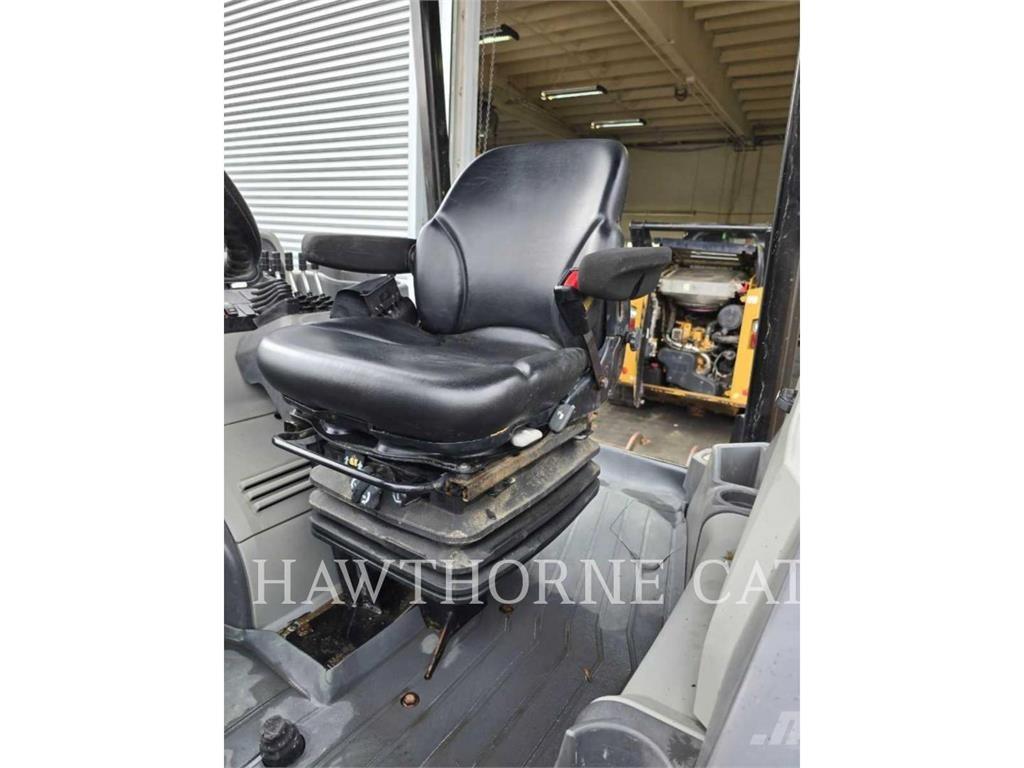 CAT 415F2 IL Backhoe Loaders
