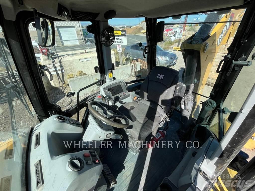 CAT 420 Backhoe Loaders