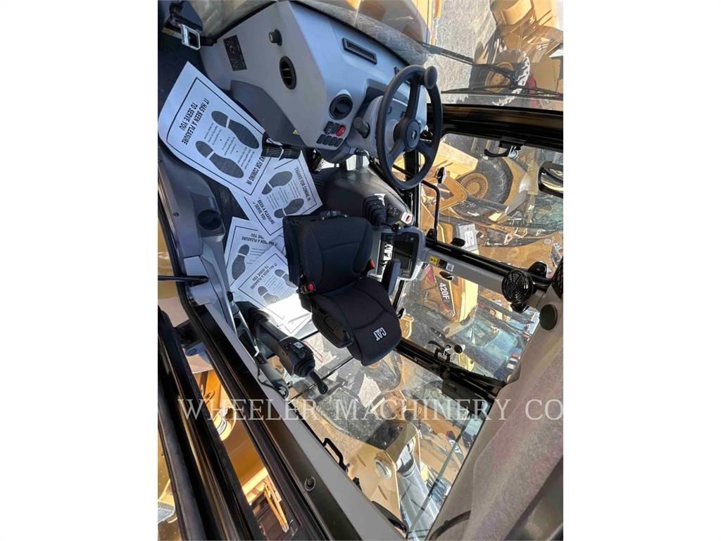 CAT 420 CF Backhoe Loaders