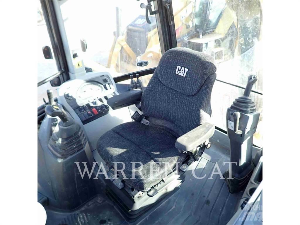 CAT 420F2 AE4T Backhoe Loaders