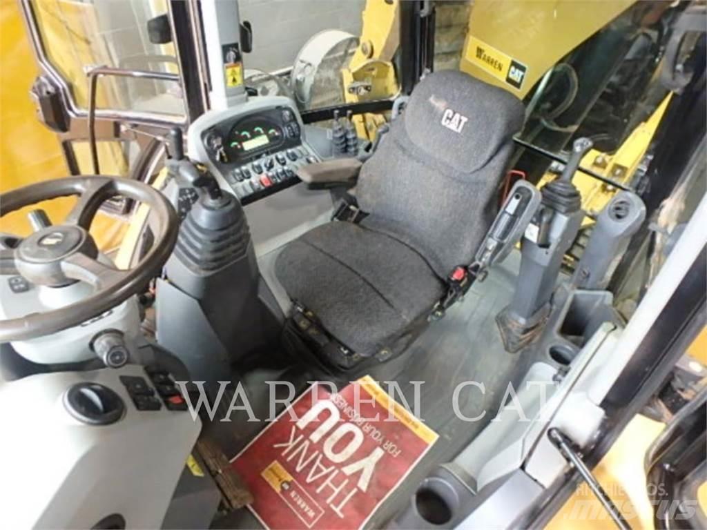 CAT 420F2 AE4T Backhoe Loaders