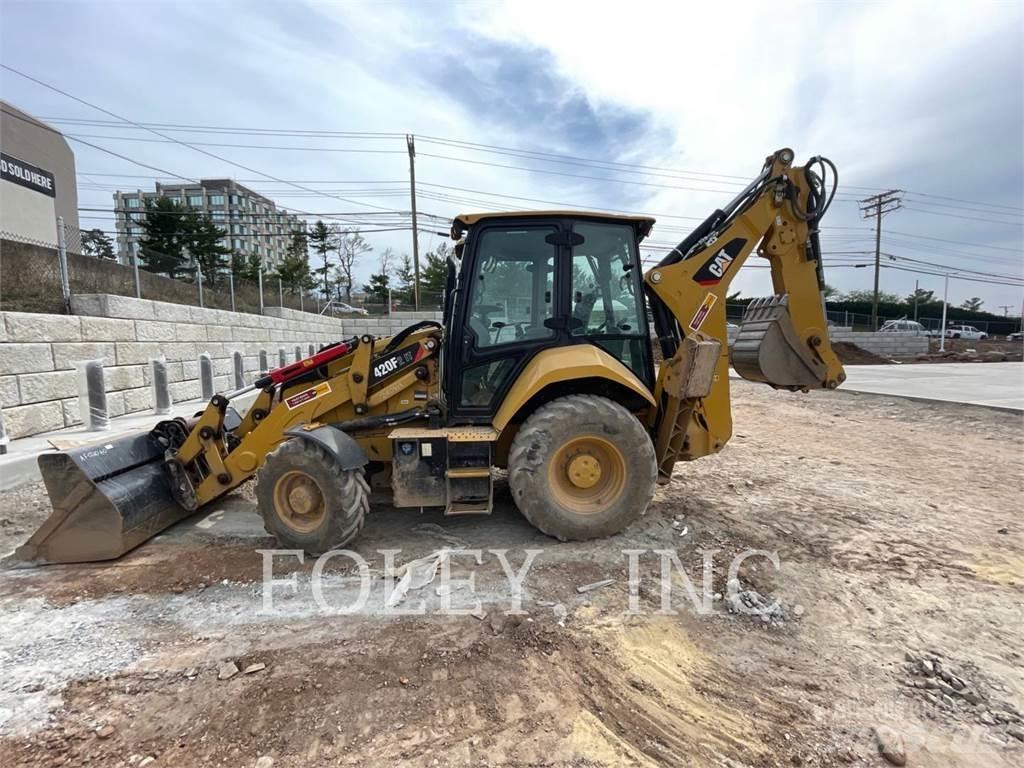 CAT 420F2IT Backhoe Loaders