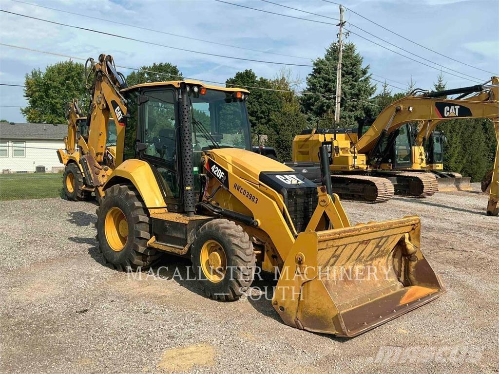CAT 420F2ST Backhoe Loaders