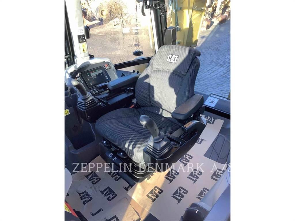 CAT 432 Backhoe Loaders