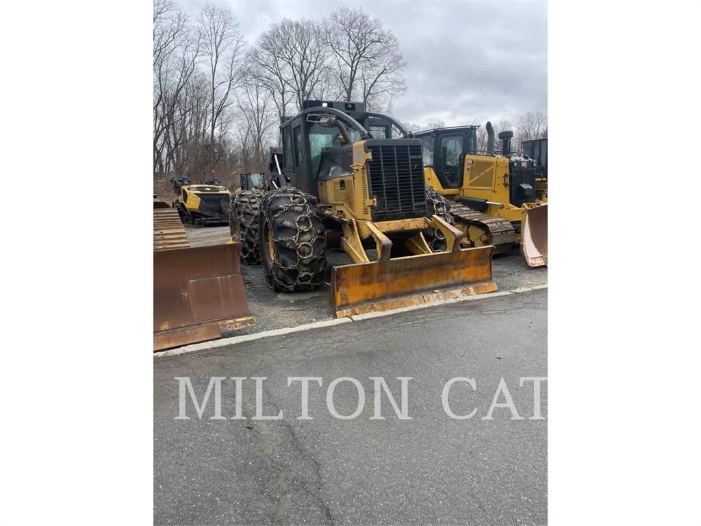 CAT 535C Skidders