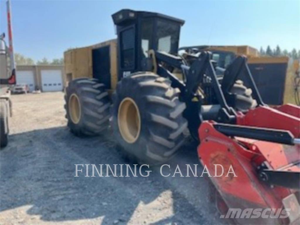 CAT 586C SPT Forestry Tractors