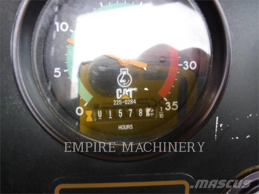 CAT 613C Scrapers