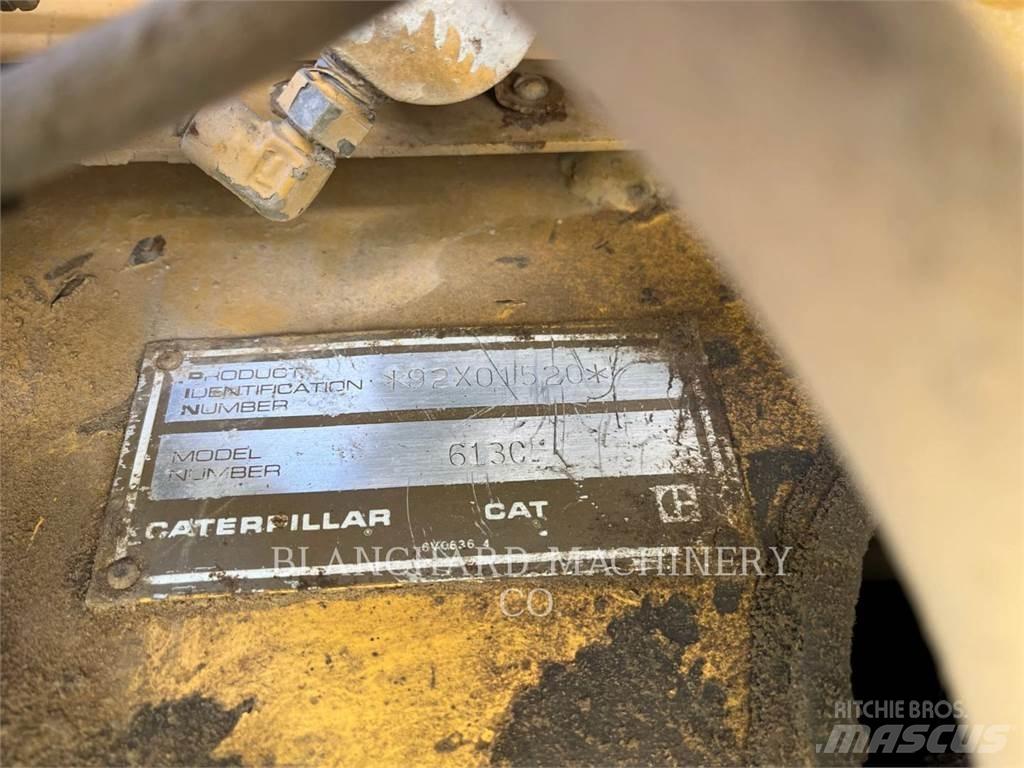 CAT 613C Scrapers