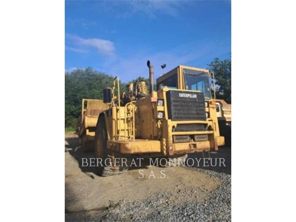 CAT 621F Scrapers