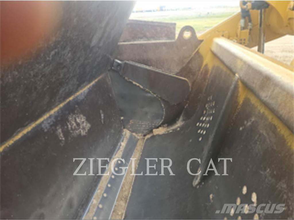 CAT 627K Scrapers