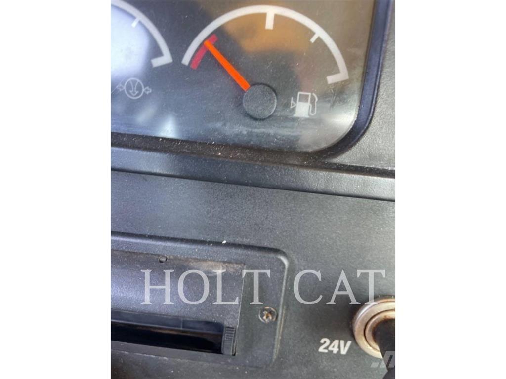 CAT 631G Scrapers