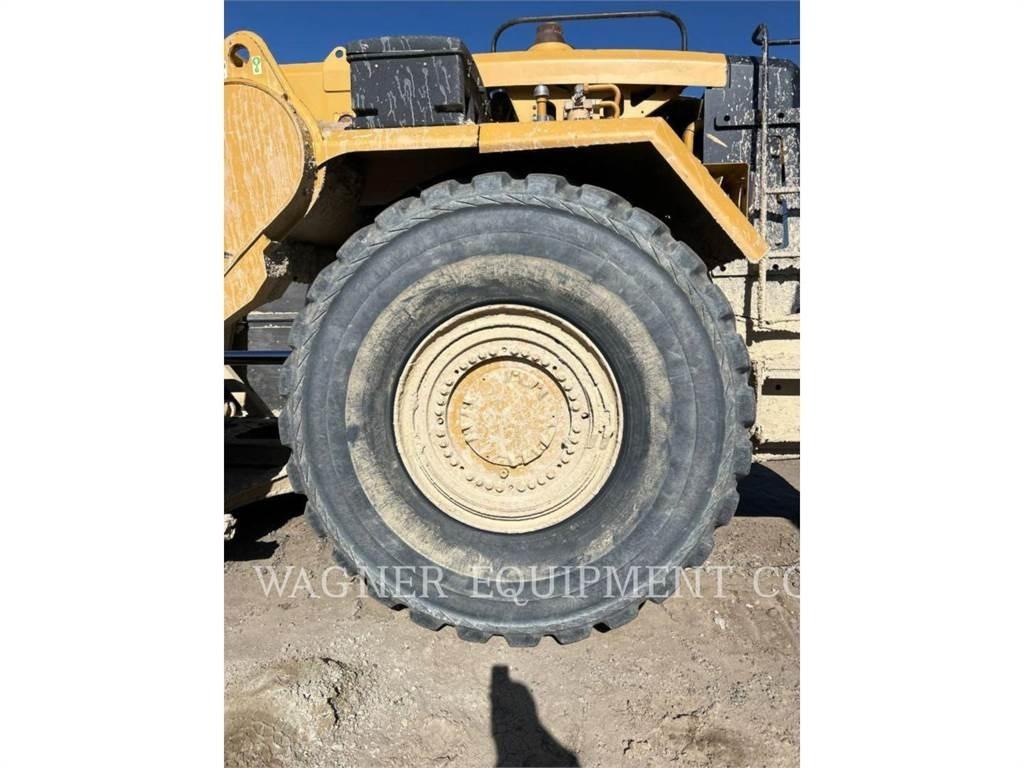 CAT 637K Scrapers