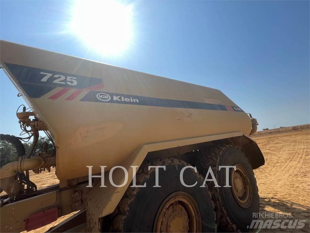 CAT 725 Articulated Dump Trucks (ADTs)
