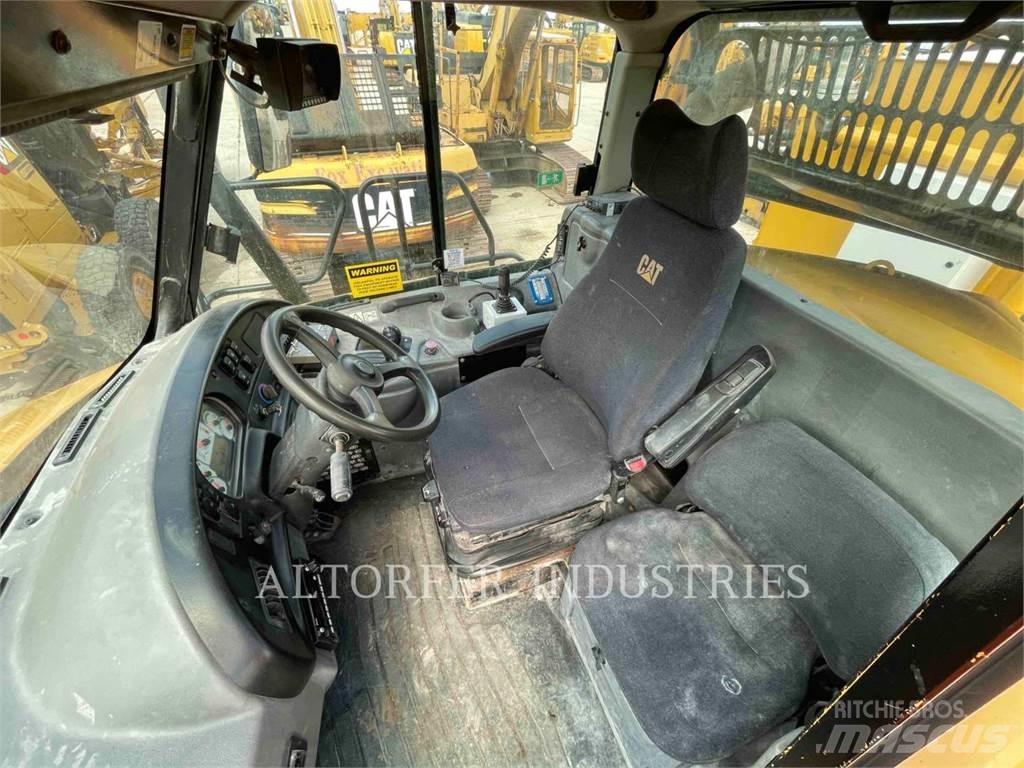 CAT 725 WT Articulated Dump Trucks (ADTs)