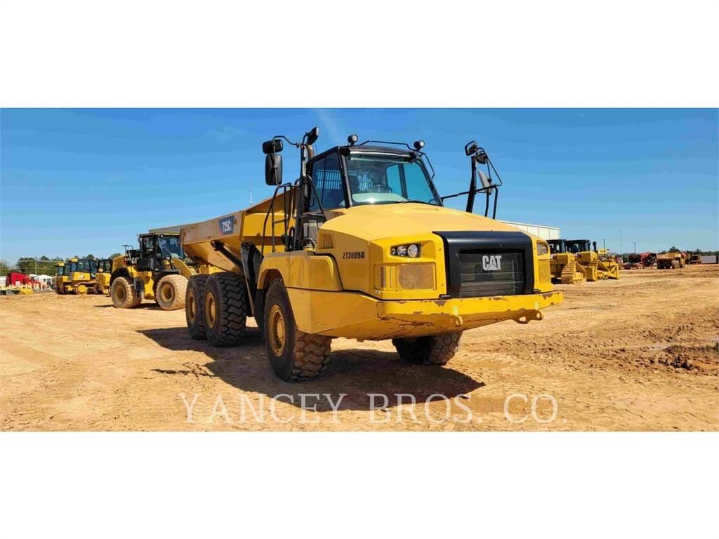 CAT 725 WT Articulated Dump Trucks (ADTs)
