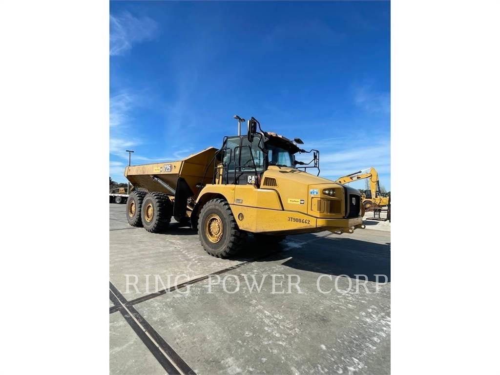 CAT 725WW Tank Trucks