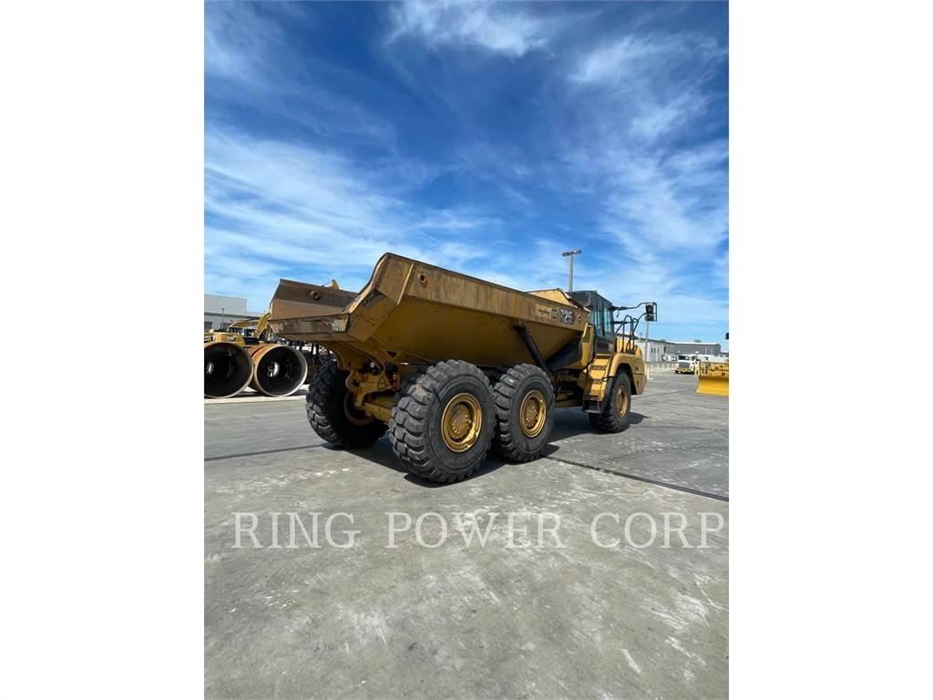 CAT 725WW Tank Trucks