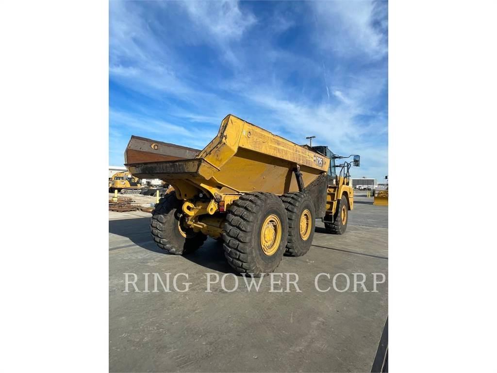 CAT 725WW Tank Trucks