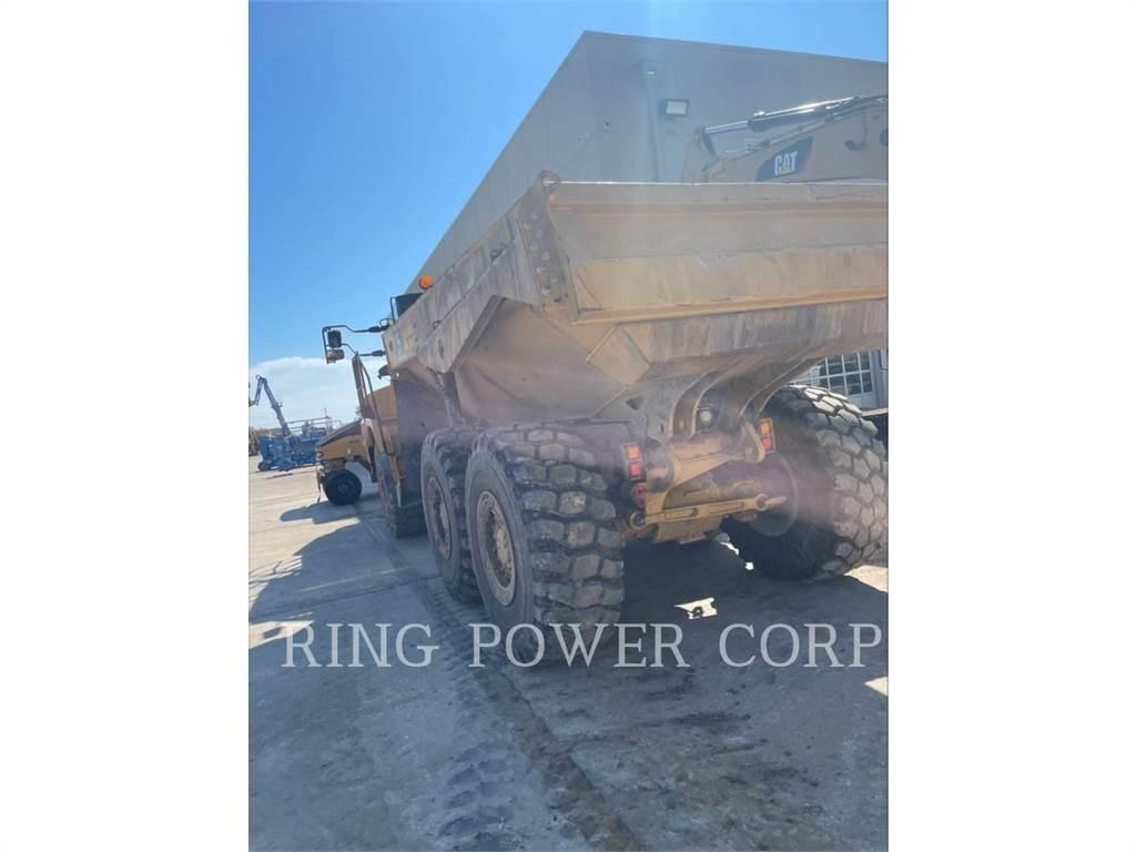 CAT 725WW Tank Trucks