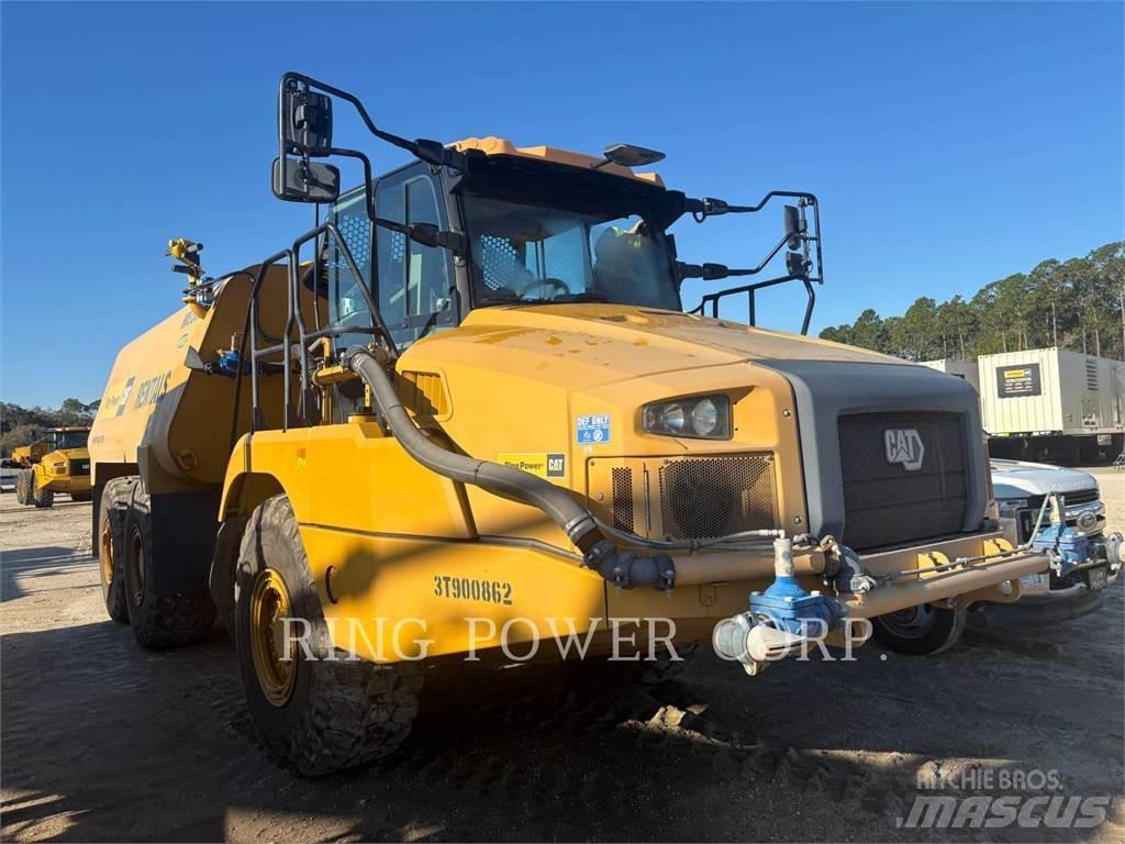CAT 725WW Tank Trucks