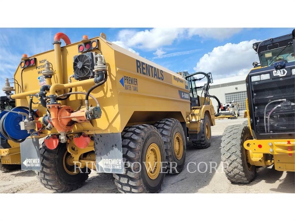 CAT 725WW Tank Trucks